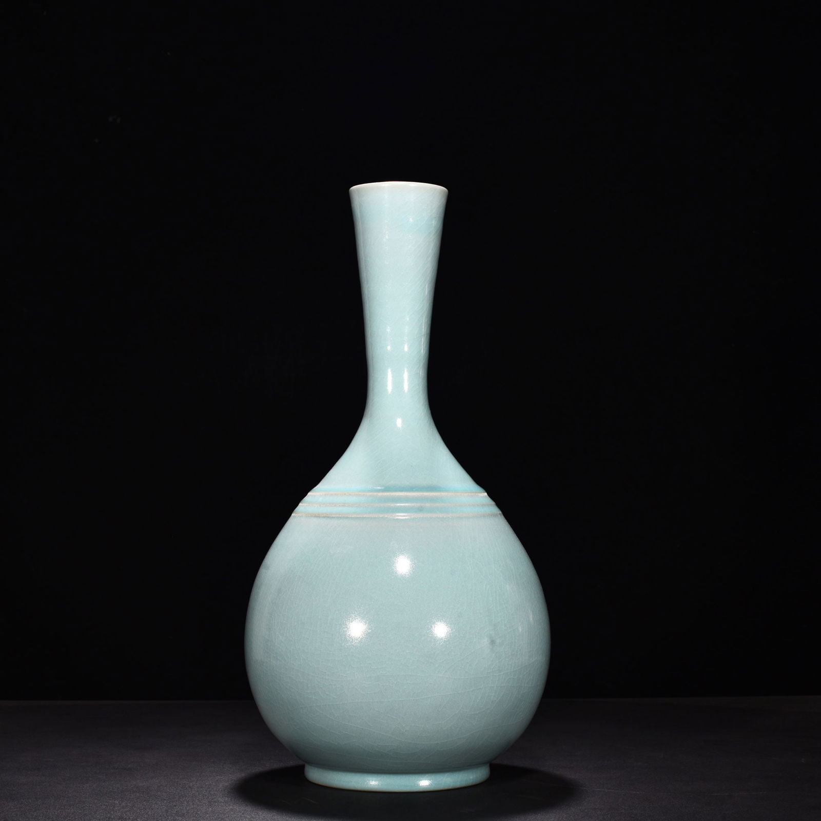 Song Dynasty Ru Kiln azure glaze dazzling bile vase: Size: Height 41 cm - Width 21 cm Materials: Porcelain Time Period: Song dynasty Manufactured Date: 10th-c Object: Chinese Antique ⛨ Purchase With Confidence ✔ Verified Auction House