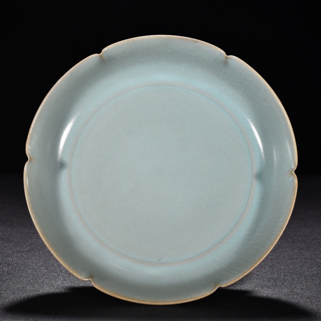 Song Dynasty Ru kiln azure glaze sunflower wash (1 of 9)