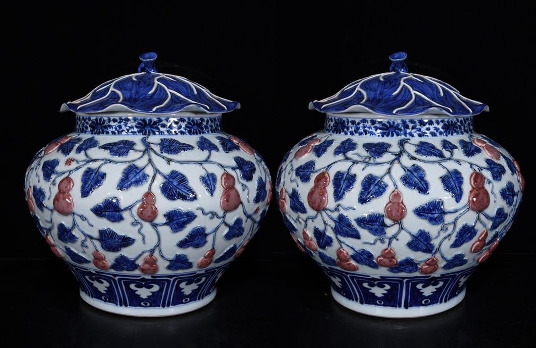 Chinese blue and white porcelain jar pair Yuan dynasty (1 of 9)