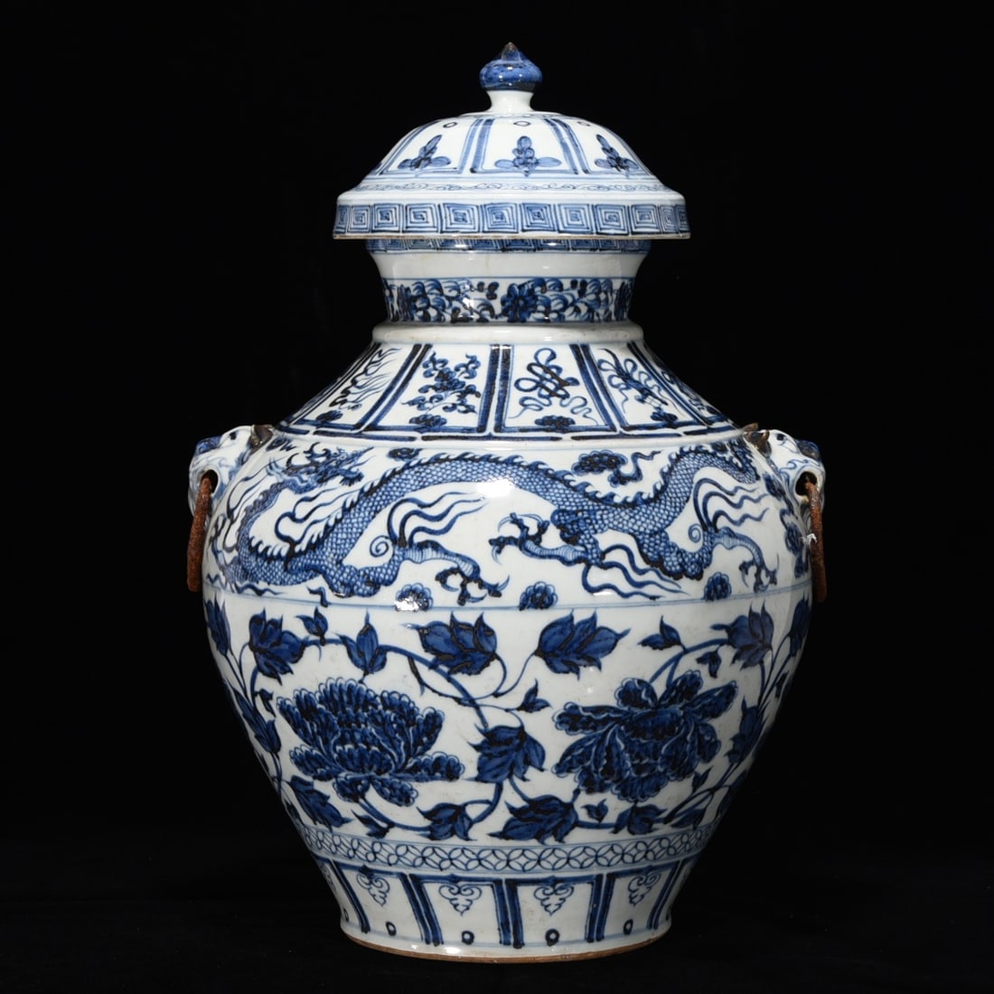 Yuan Dynasty blue and white dragon iron ring dog head jar (1 of 9)