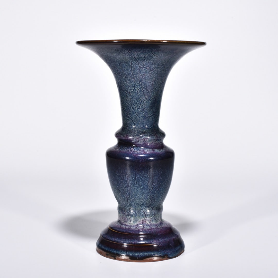Song Dynasty Jun kiln obsidian rose purple glaze vase (1 of 9)