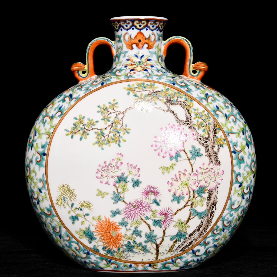 Qianlong period Qing Dynasty pastel flower and poetry Ruyi ear flat vase (1 of 9)