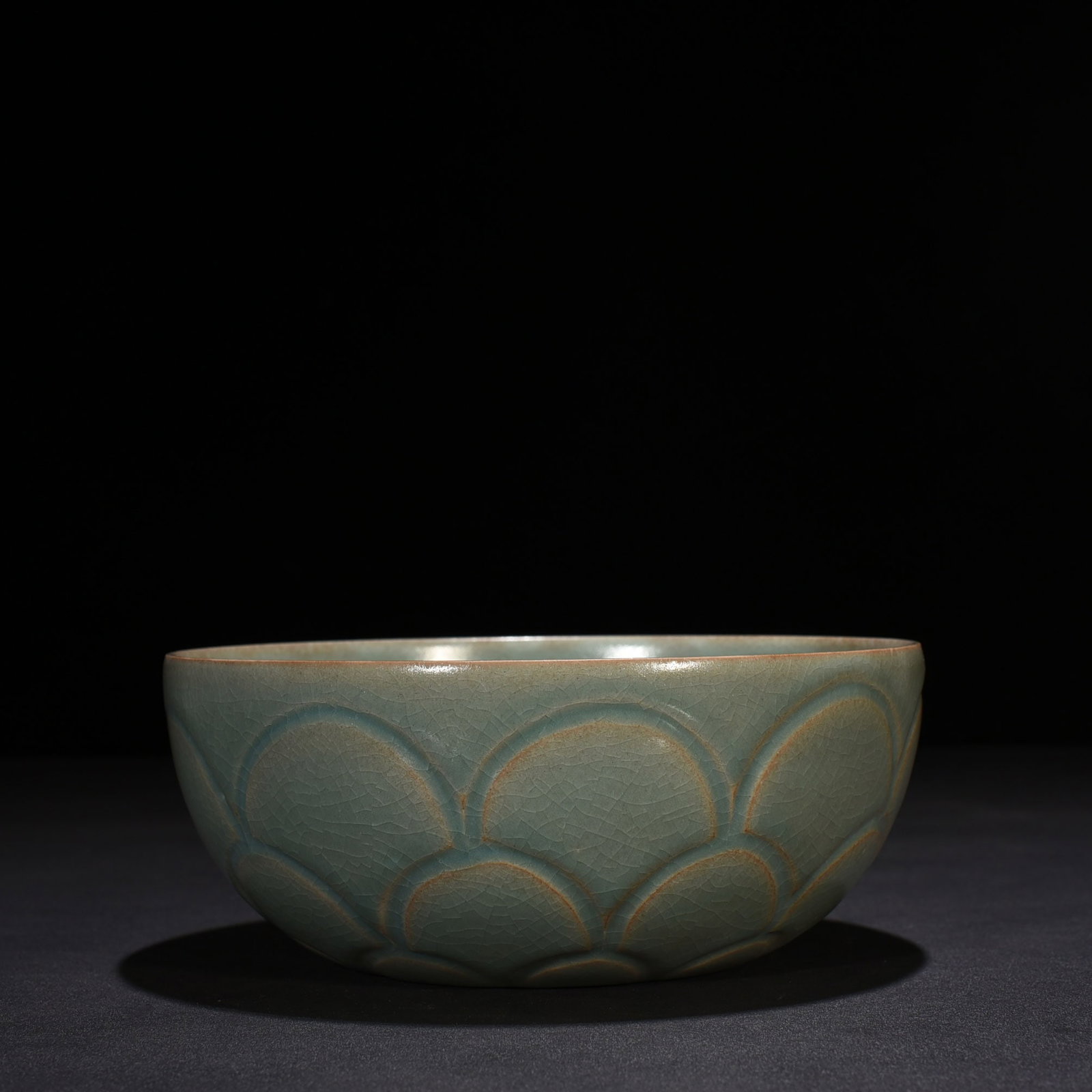 Song Dynasty Ru Kiln Kaibao azure glaze panlong bowl: Size: Width 19 cm - Height 8 cm Materials: Porcelain Time Period: Song dynasty Manufactured Date: 10th-c Period Object: Chinese Antique ⛨ Purchase With Confidence ✔ Verified Auction