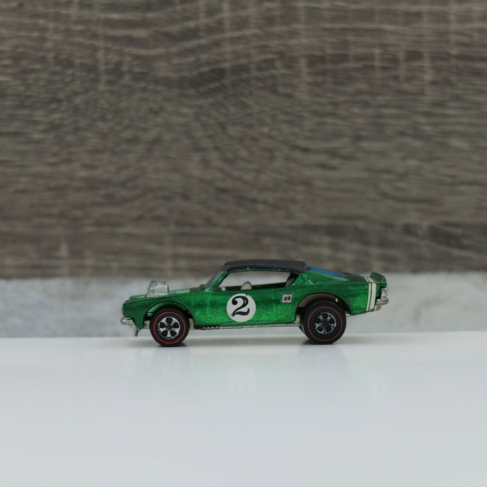 Hotwheels redline "the spoilers" King Cuda RARE BLACK ROOF (1 of 8)