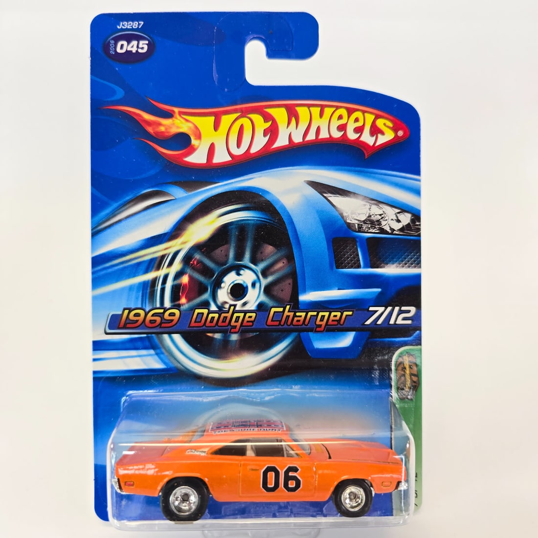 Hot wheels Treasure Hunt Challenger (1 of 6)