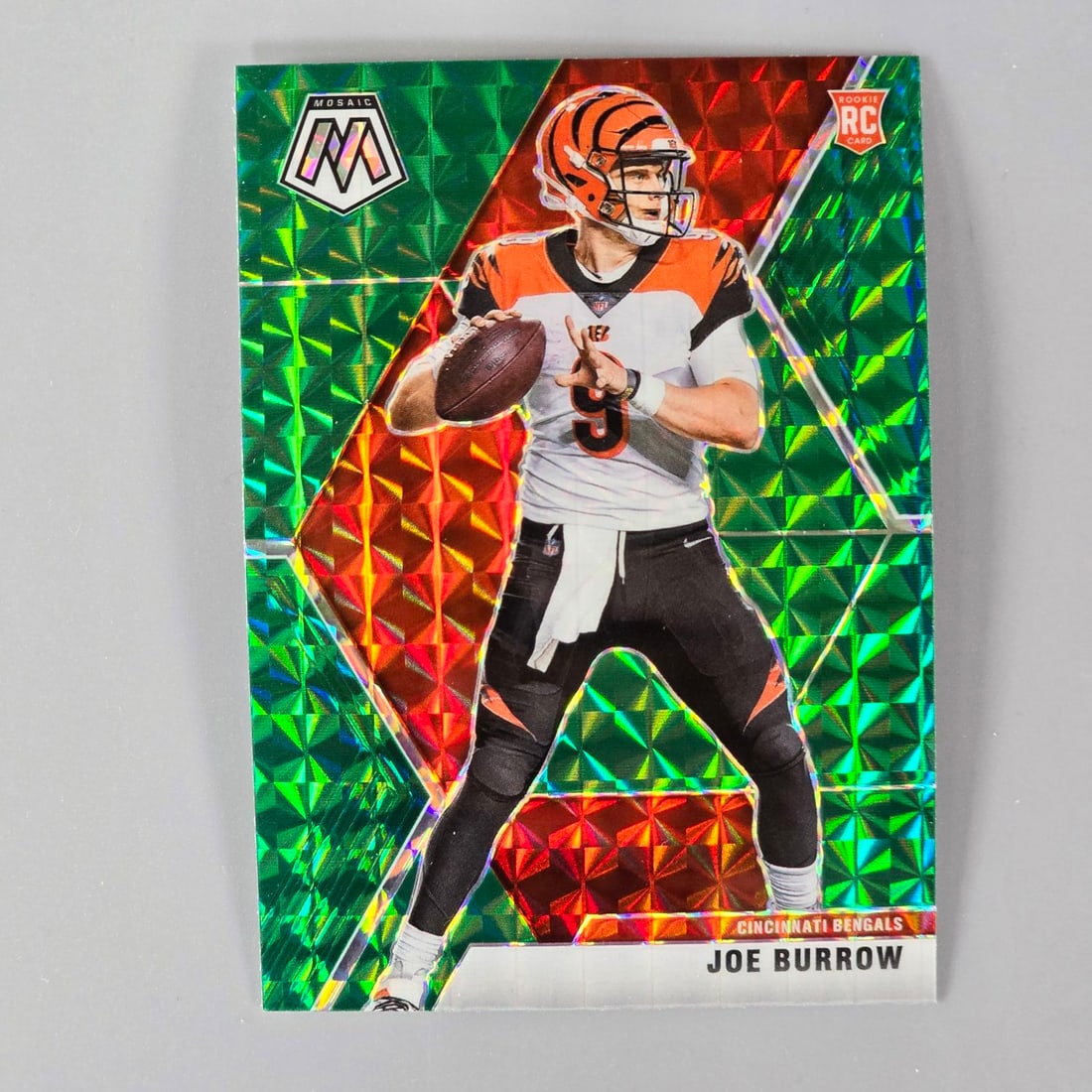 Joe Burrows Panini green Mosaic Rookie card (1 of 8)