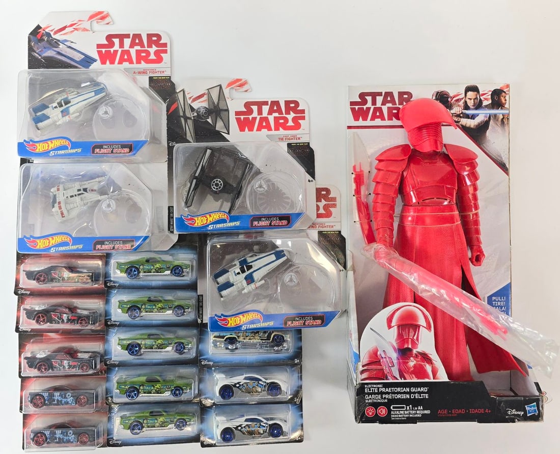 Hot Wheels Star Wars Starships and miscellanious Star Wars collectables (1 of 5)