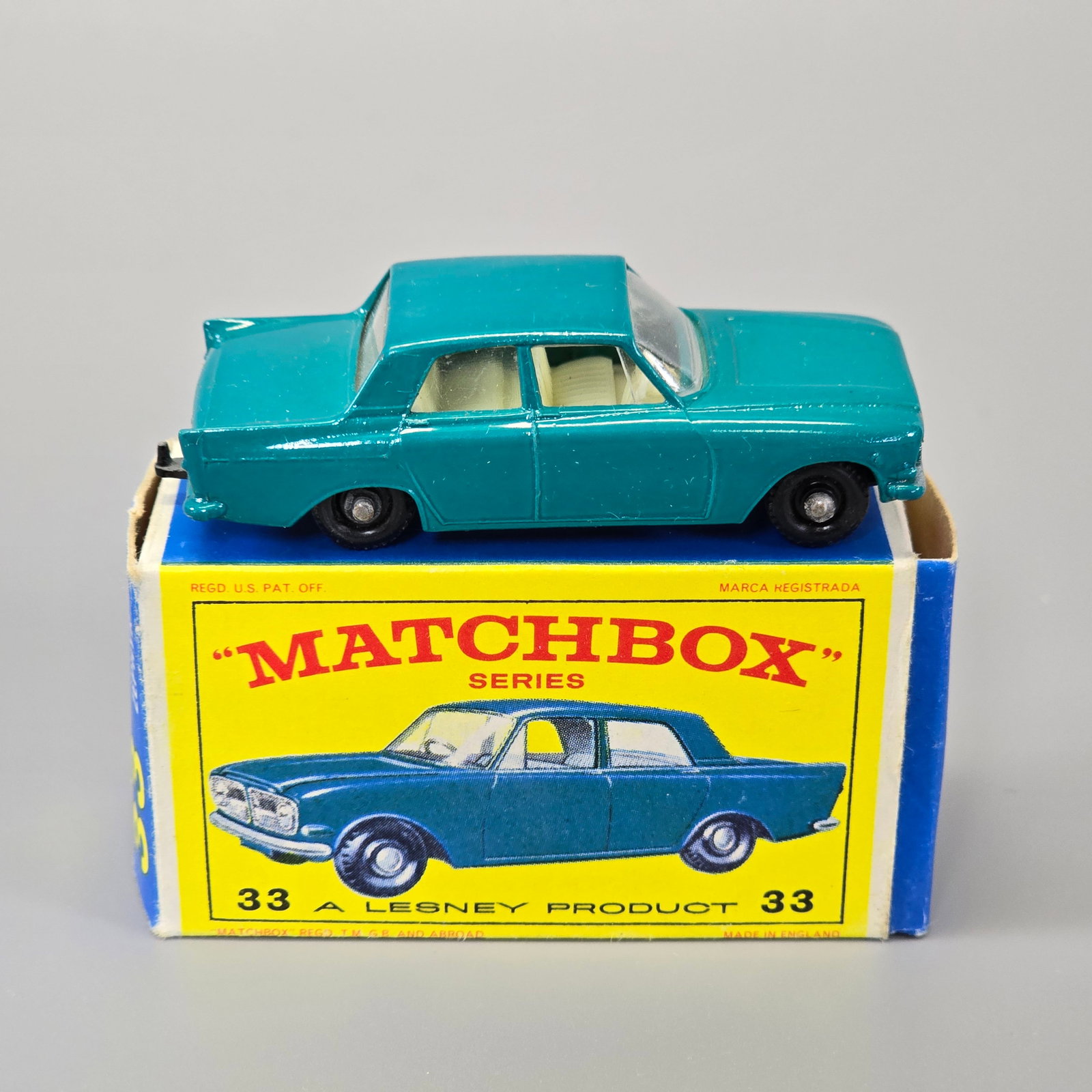 Lesney Matchbox series Ford Zephyr with box (1 of 11)