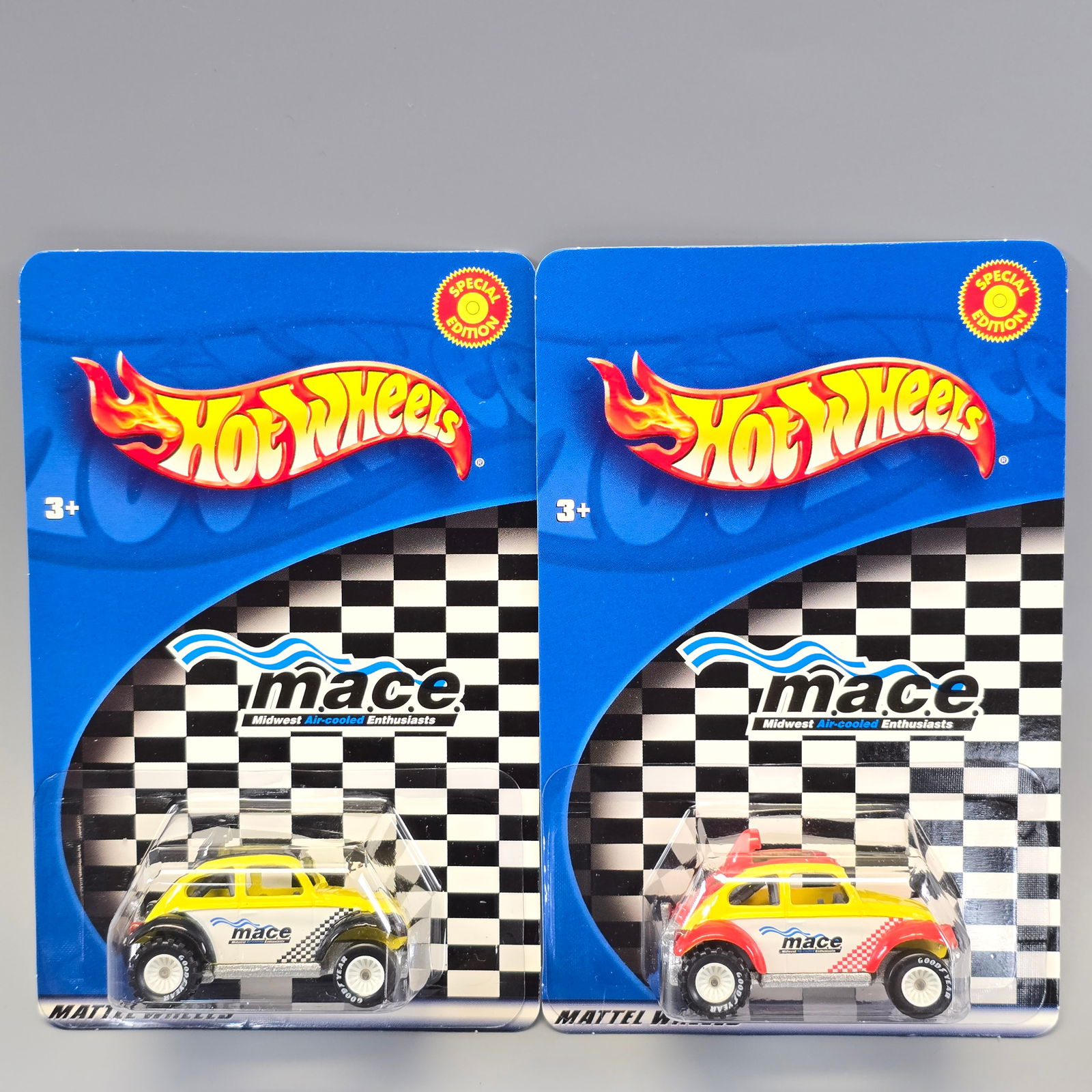 Hot Wheels M.A.C.E VW Baja Bug pair (1 of 12)