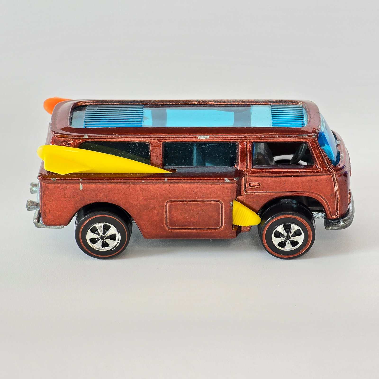 Hot Wheels Redline Volkswagen Beach Bomb (1 of 9)