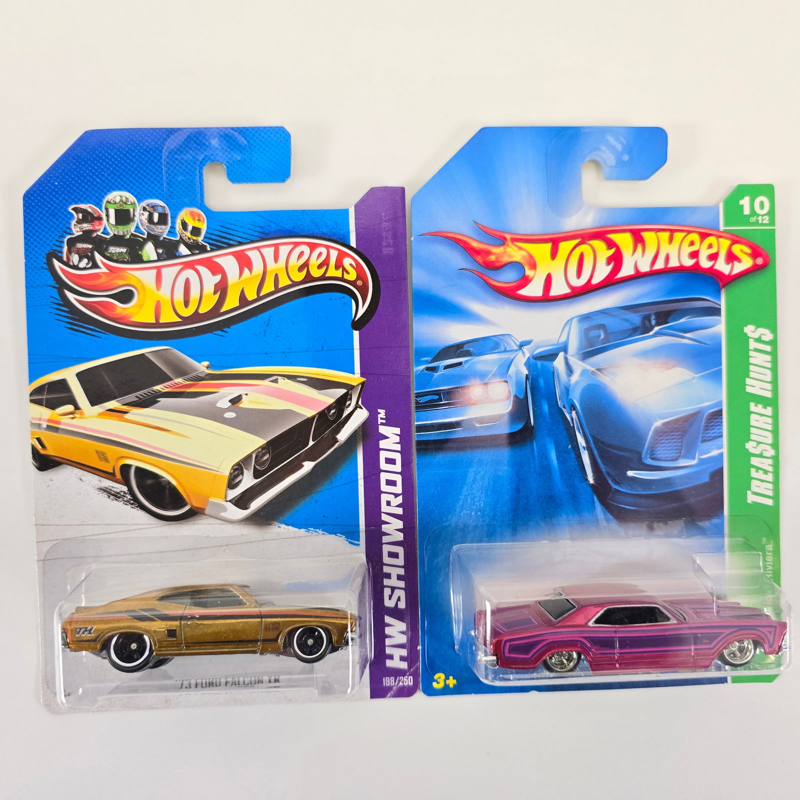 Hot Wheels Super Treasure Hunt pair (1 of 8)