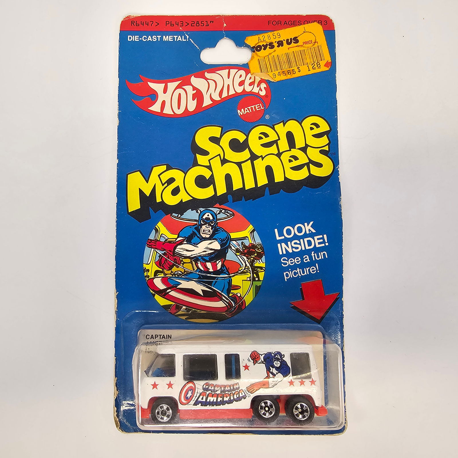 Hot Wheels Scene Machines Captain America (1 of 6)