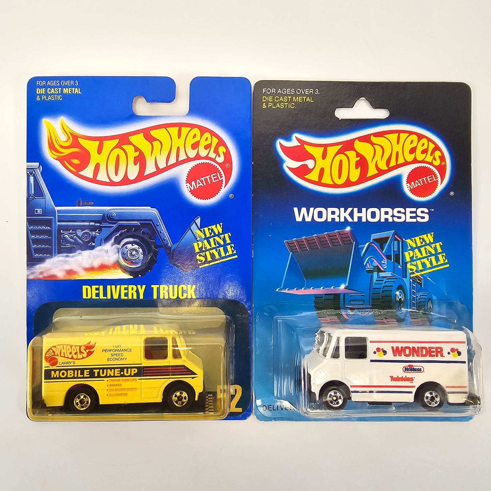 Hot Wheels Blue Card Blackwall Delivery Pair (1 of 7)