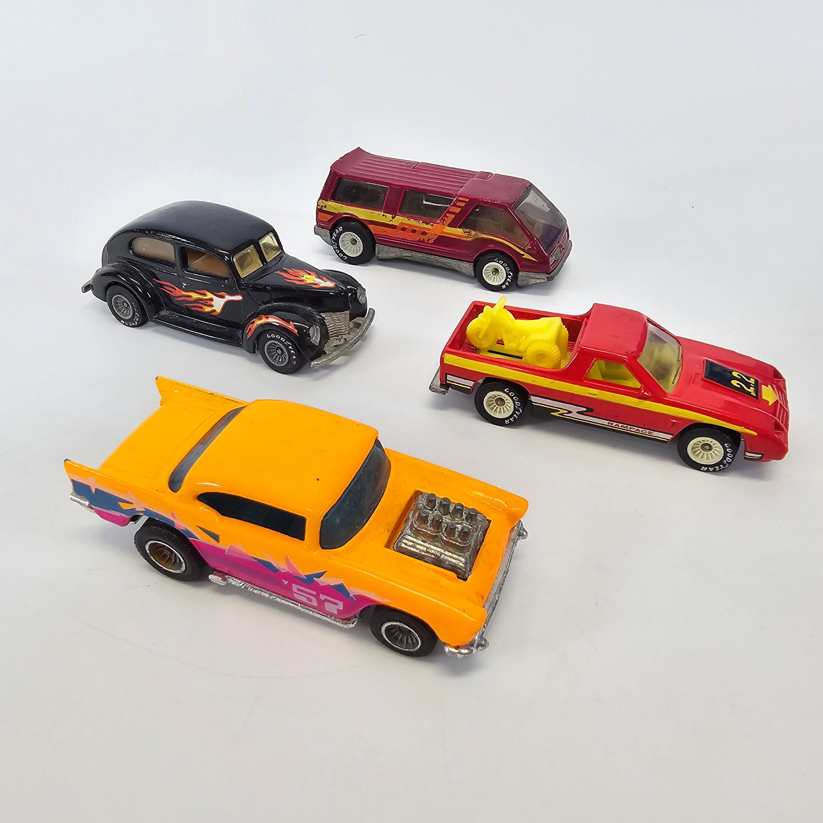 Hot Wheels Lot of 4 Real Riders Loose Cars (1 of 5)
