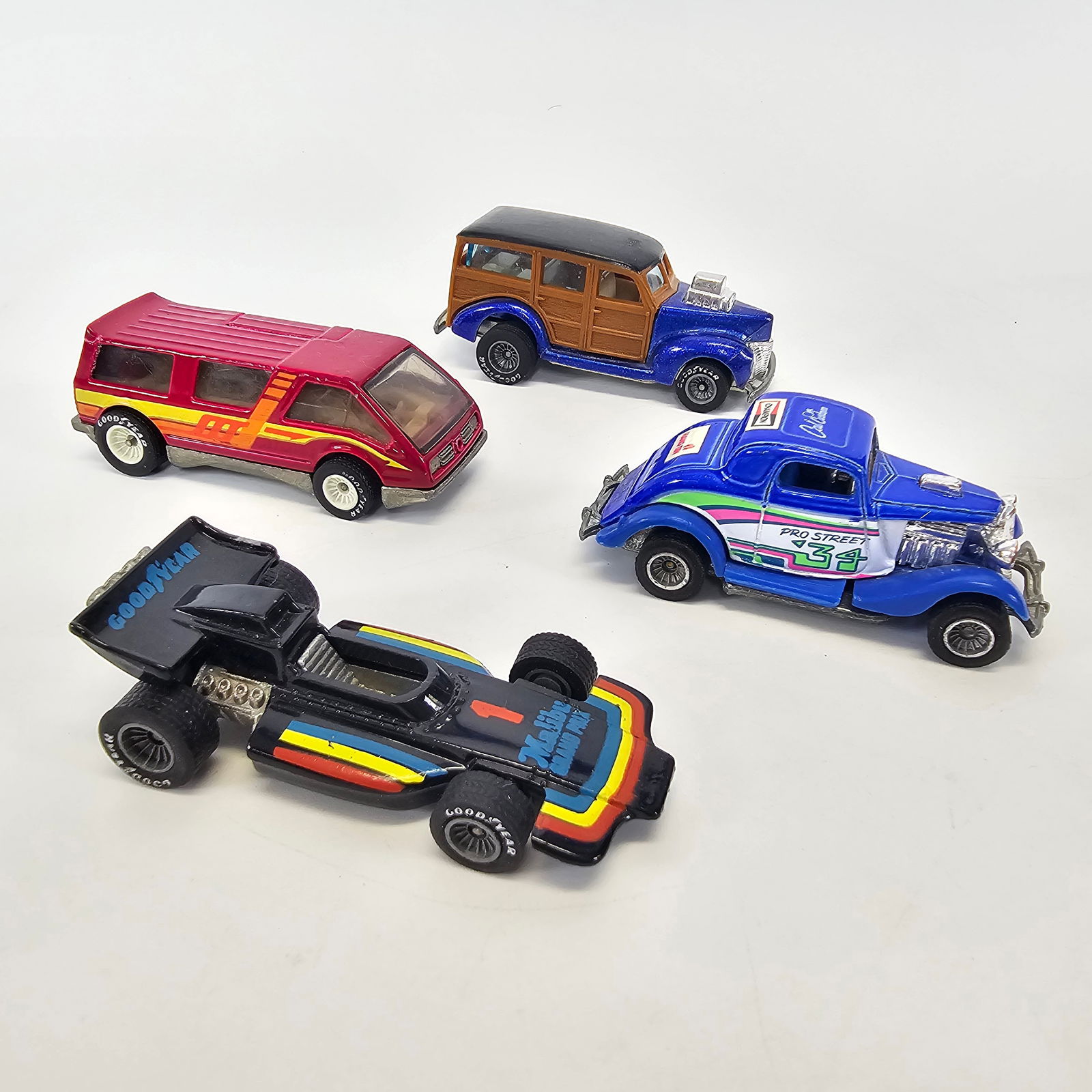 Hot Wheels Lot of 4 Real Riders Loose Cars (1 of 5)