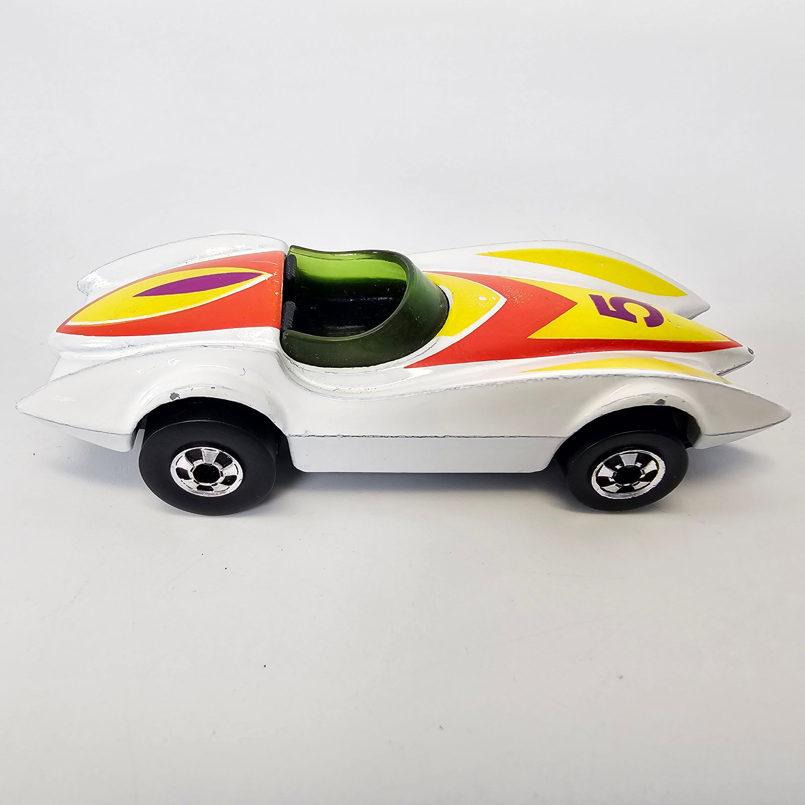 Hot Wheels Blackwall Second Wind: Hot Wheels Blackwall Second Wind Condition; Very good with some edgewear on fenders