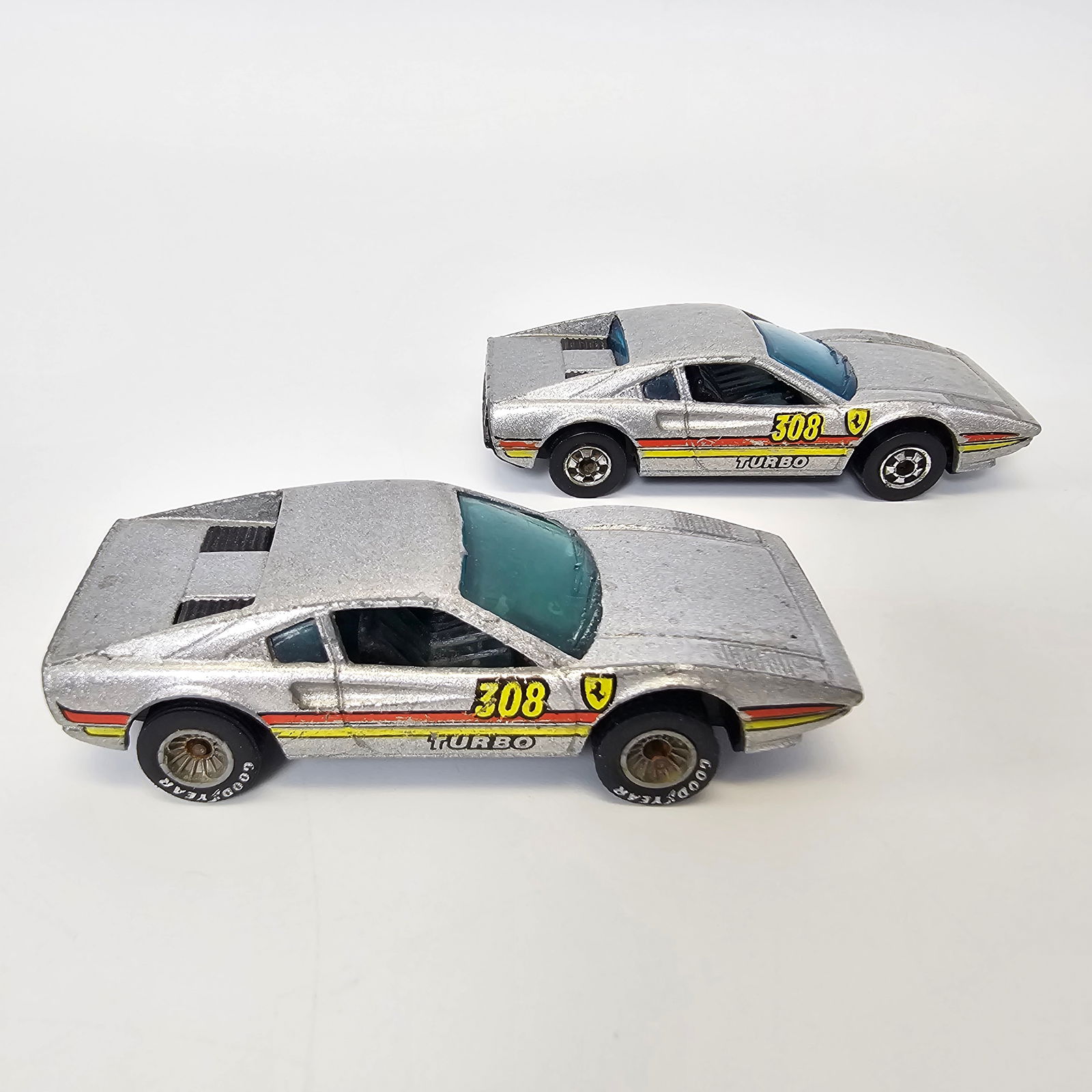 Hot Wheels Racebait 308 Pair (1 of 5)