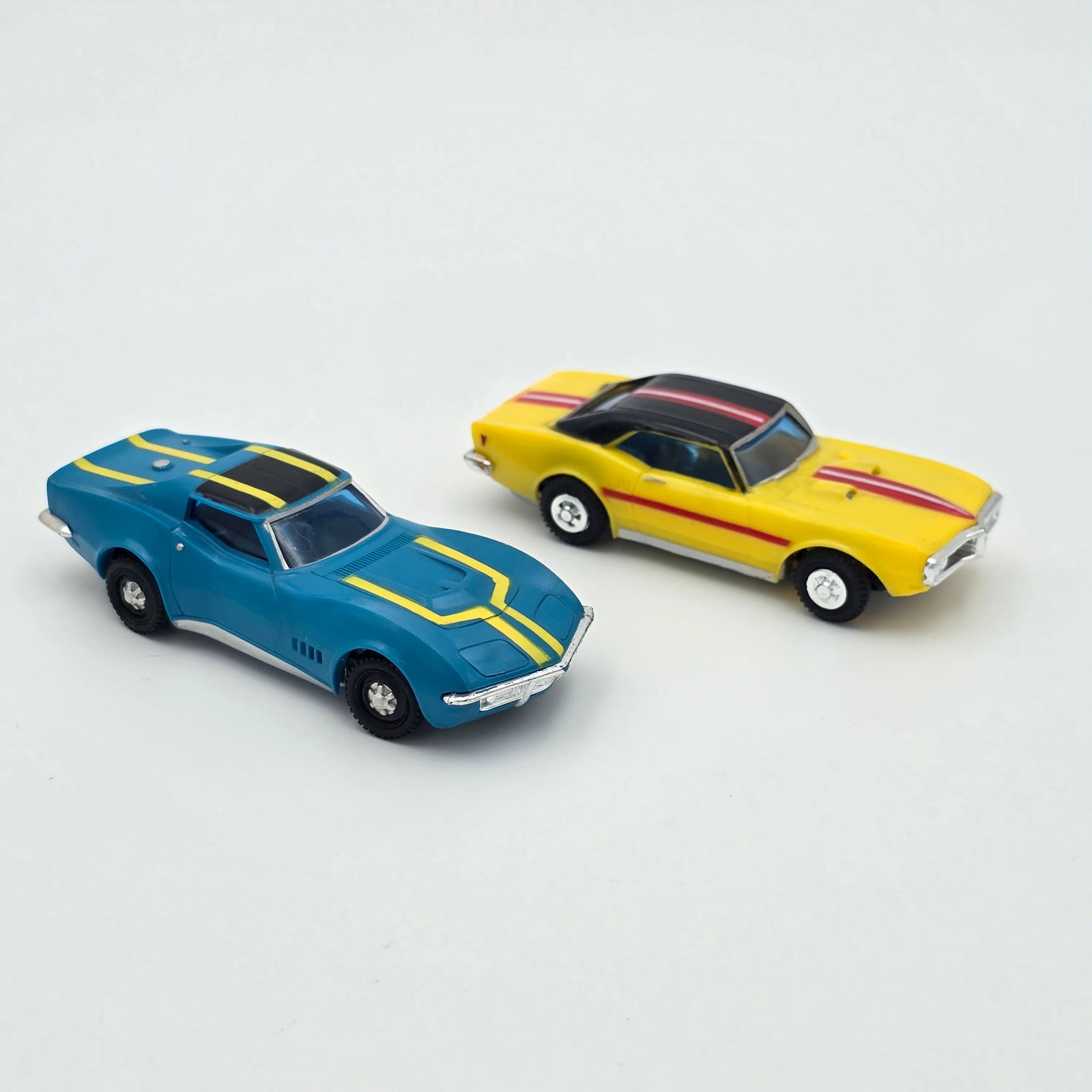 Ideal Slot Car Pair (1 of 13)
