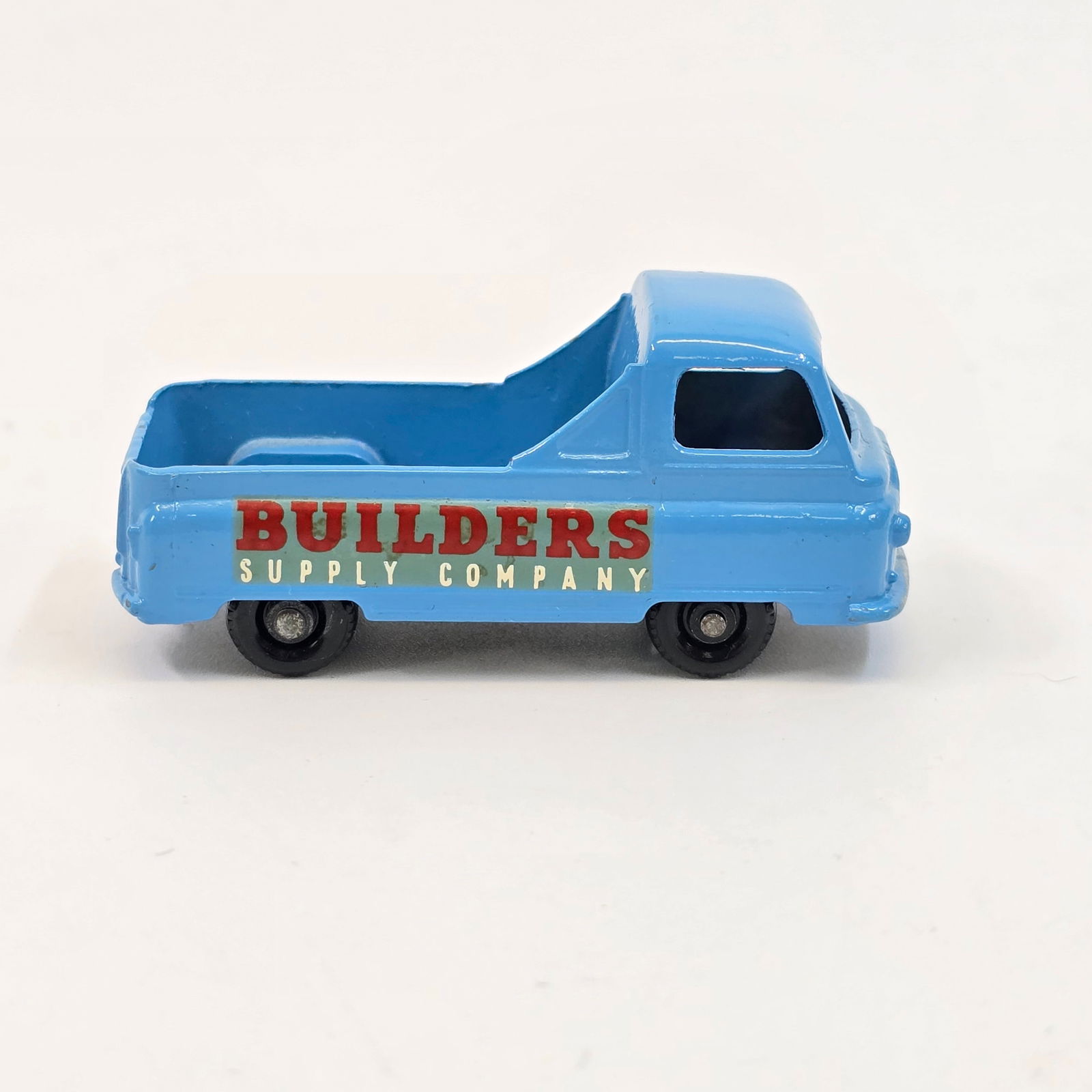 Lesney Matchbox Morris Pick-up (1 of 5)