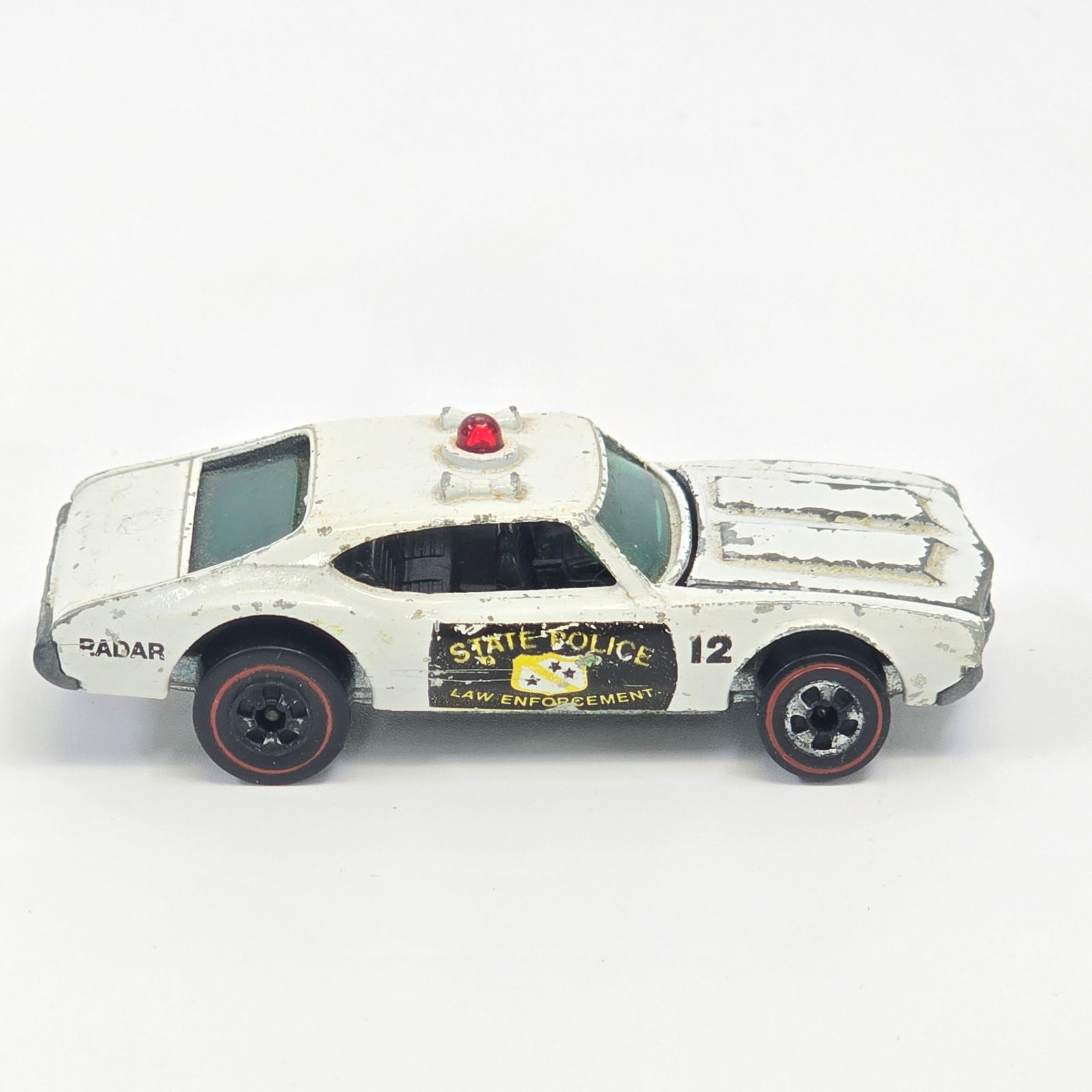 Hot Wheels Redline 442 Police Cruiser (1 of 8)