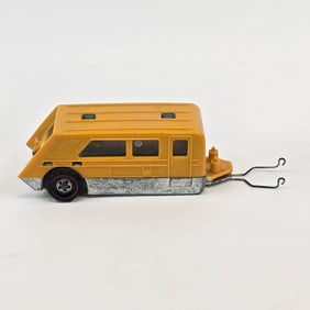 Hot Wheels Revvers Camper