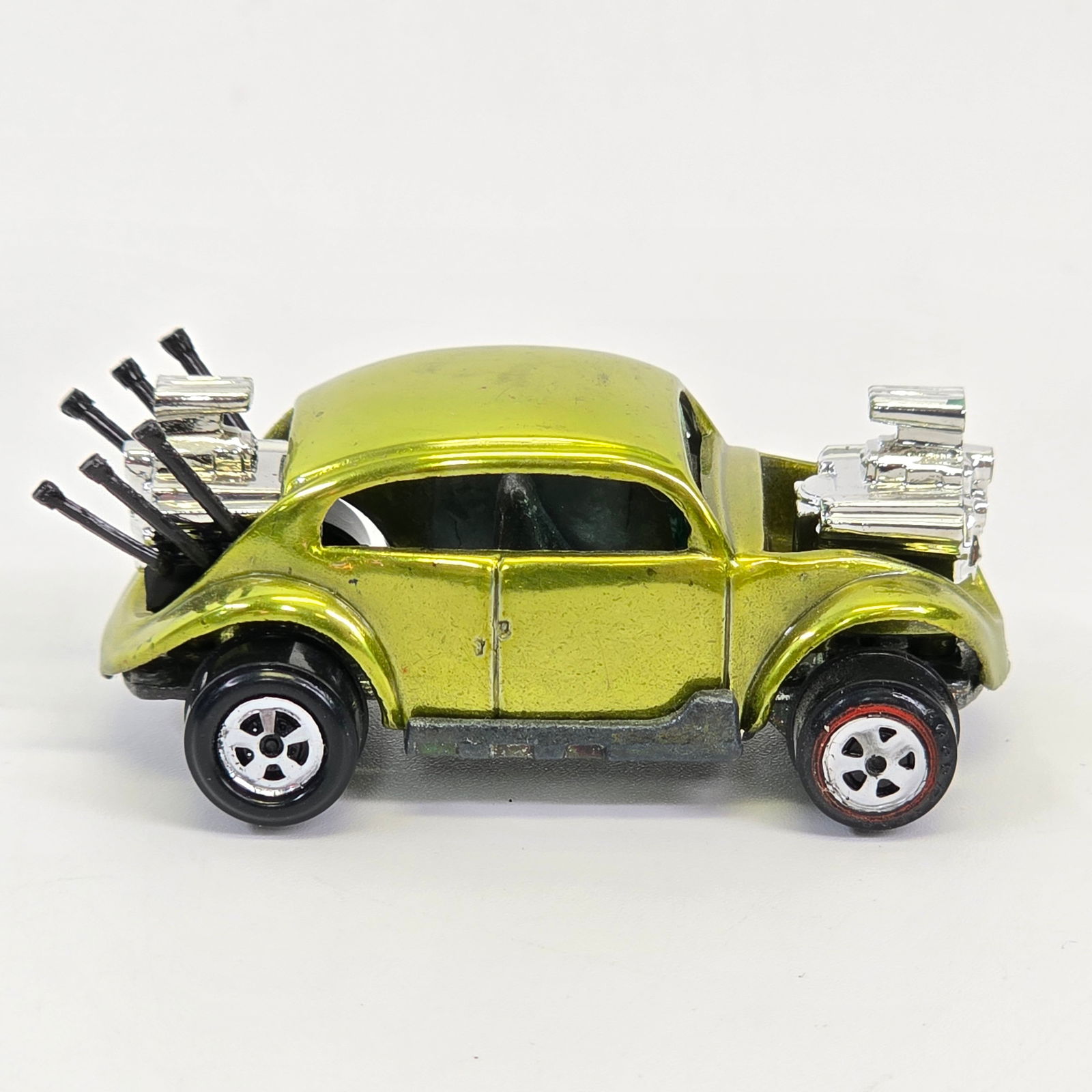 Johnny Lightning Topper Bug Bomb (1 of 10)