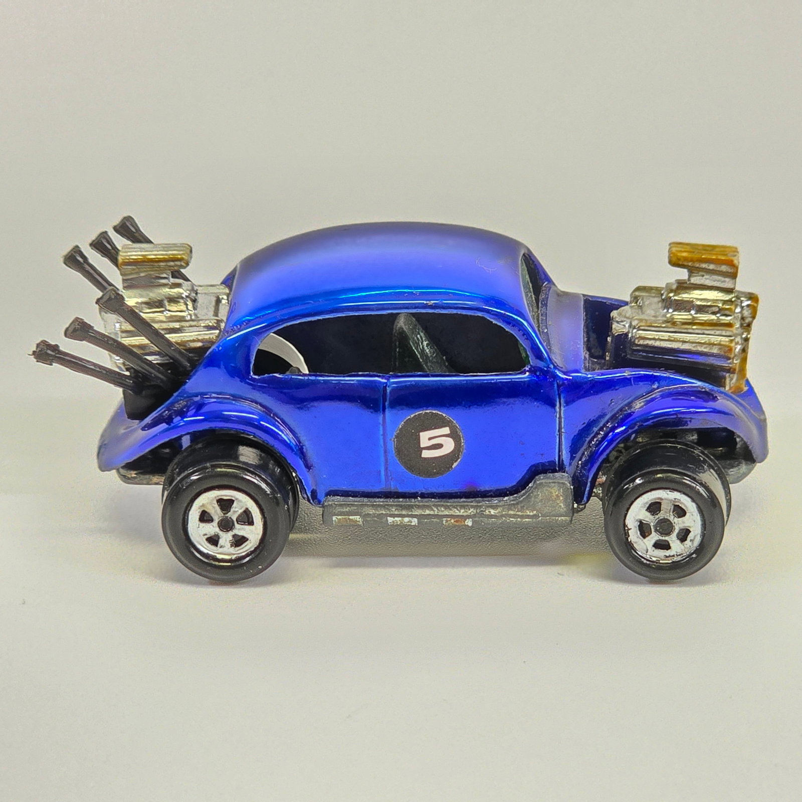 Johnny Lightning Topper Bug Bomb (1 of 7)