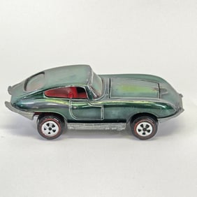 Johnny Lightning Topper XKE