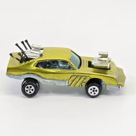 Johnny Lightning Topper Mad Maverick