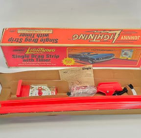 Johnny Lightning Topper Playset