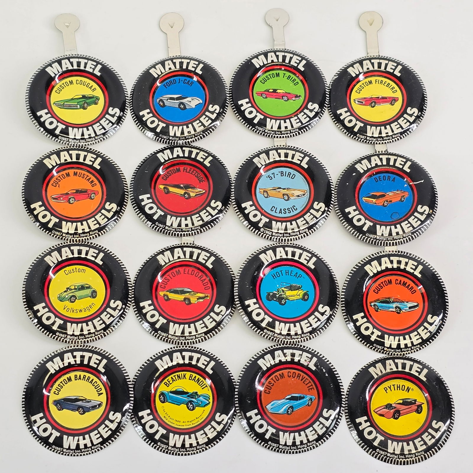 Hot Wheels Redline original 16 buttons (1 of 6)