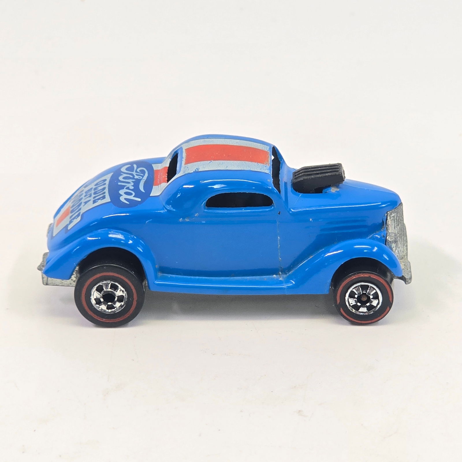 Hot Wheels Redline Neet Streeter (1 of 6)