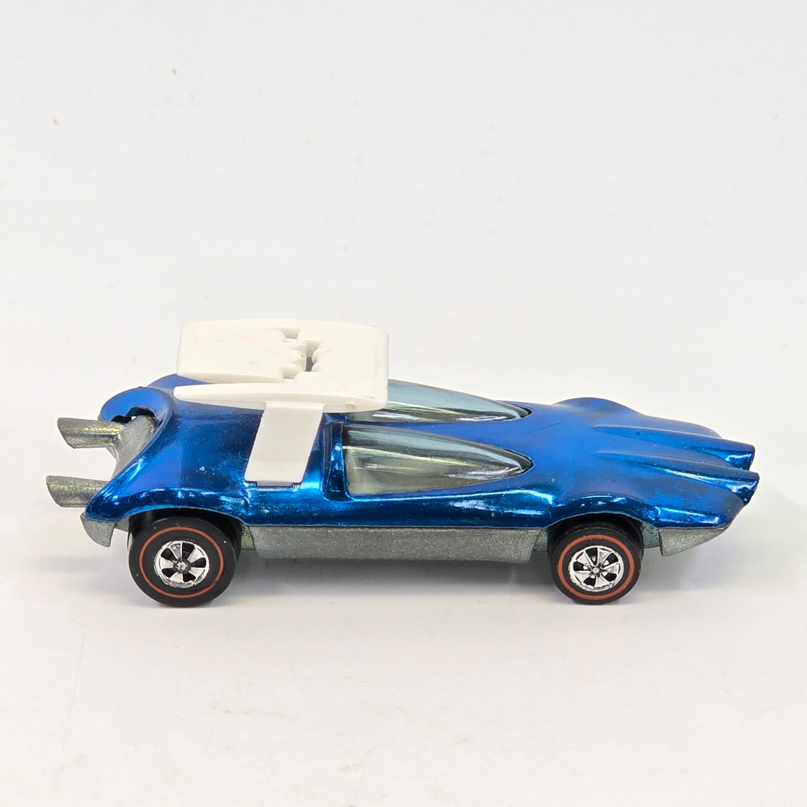 Hot Wheels Redline Swingin Wing (1 of 6)