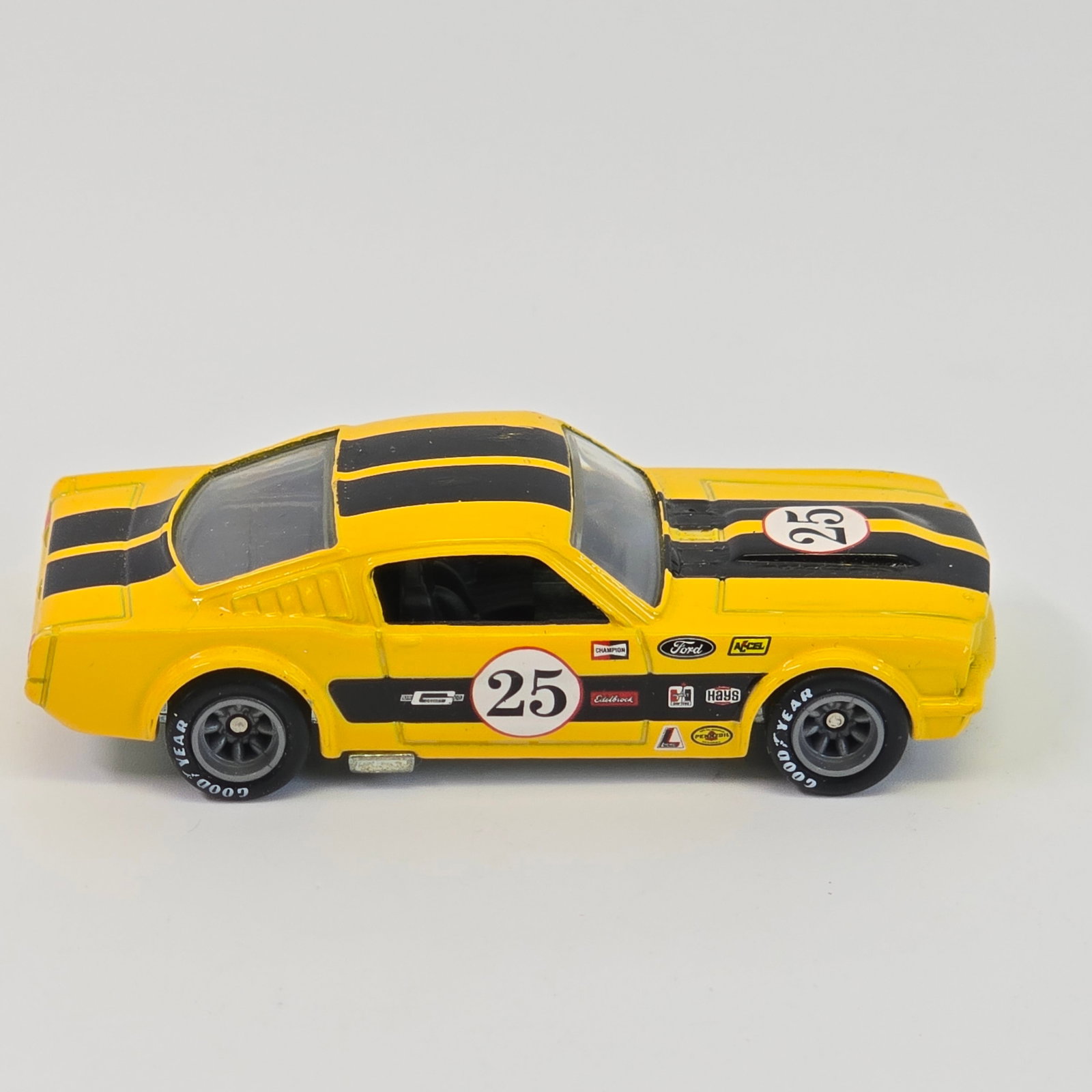 Hot Wheels 2012 Muscle Mustang: Hot Wheels Racing 2012 Muscle Mustang Car(s) - very good, it has a rub in one of the roof stripes Card(s) - NA Blister(s) - NA