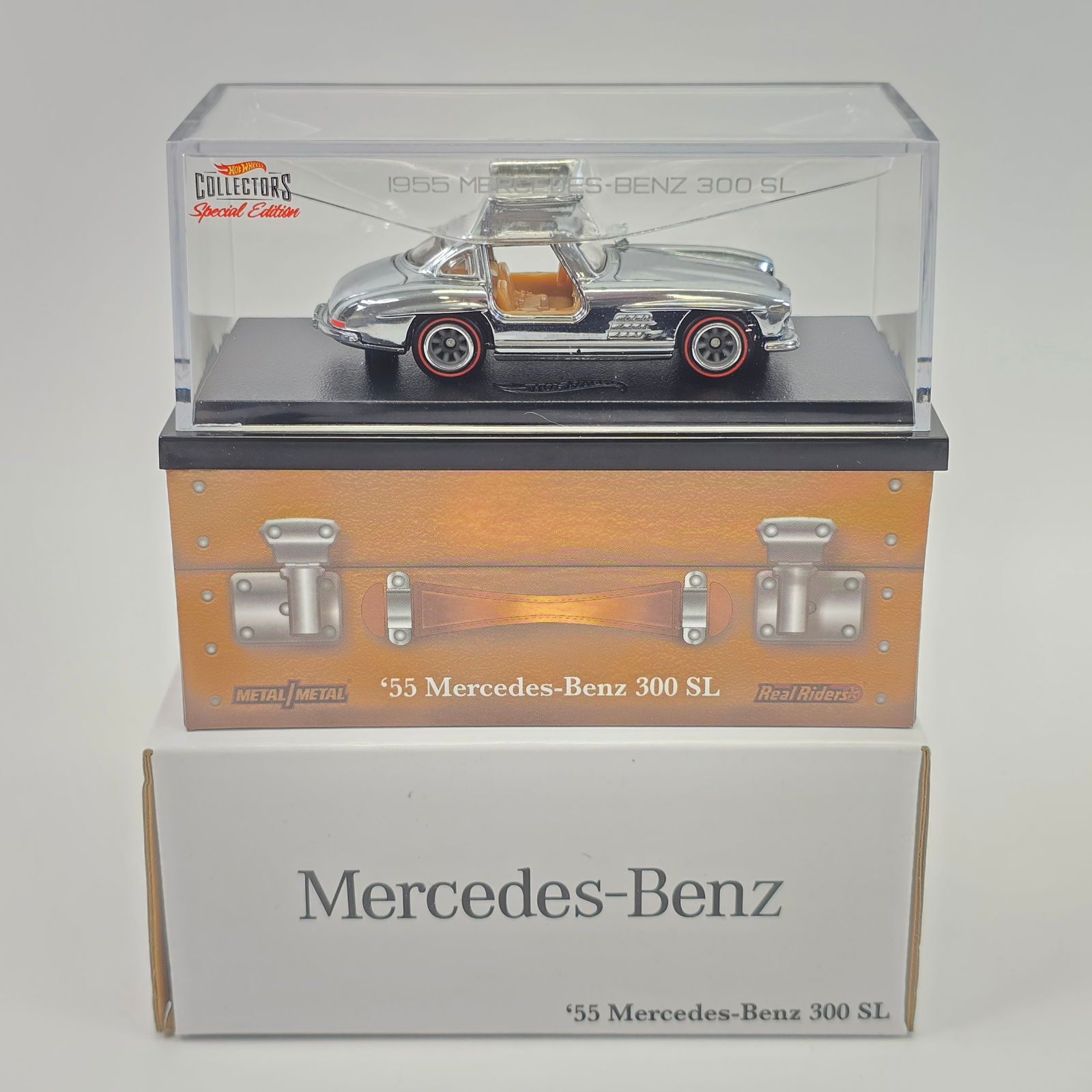 Hot Wheels RLC Mercedes: Hot Wheels RLC Chrome '55 Mercedes-Benz 300 SL - #'s 3199/20000 Car(s) - excellent with no issues Card/Boxes (s) - Boxes are excellent with no issues of note blister/case(s) - clear, crack free