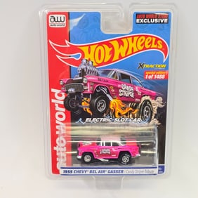 Hot Wheels AutoWorld Candy Striper