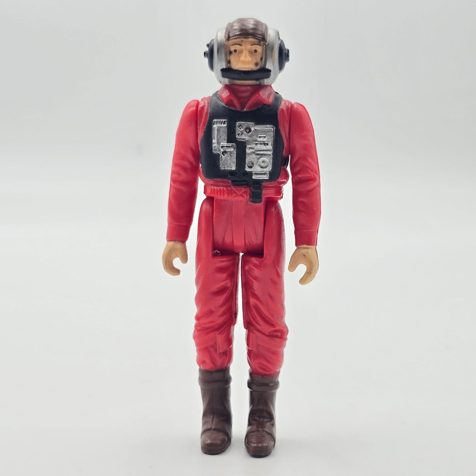 Star Wars ROTJ B-Wing Pilot: 1984 LFL Star Wars Return of the Jedi B-Wing Pilot action figure. Figure appears to be in very good condition with light paint loss as seen. Figure only.