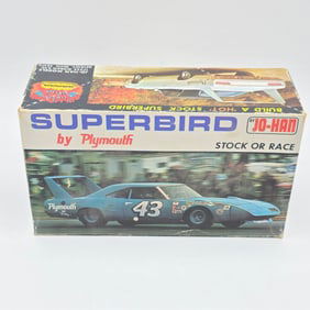 Jo-Han 1/25 Superbird Model Kit