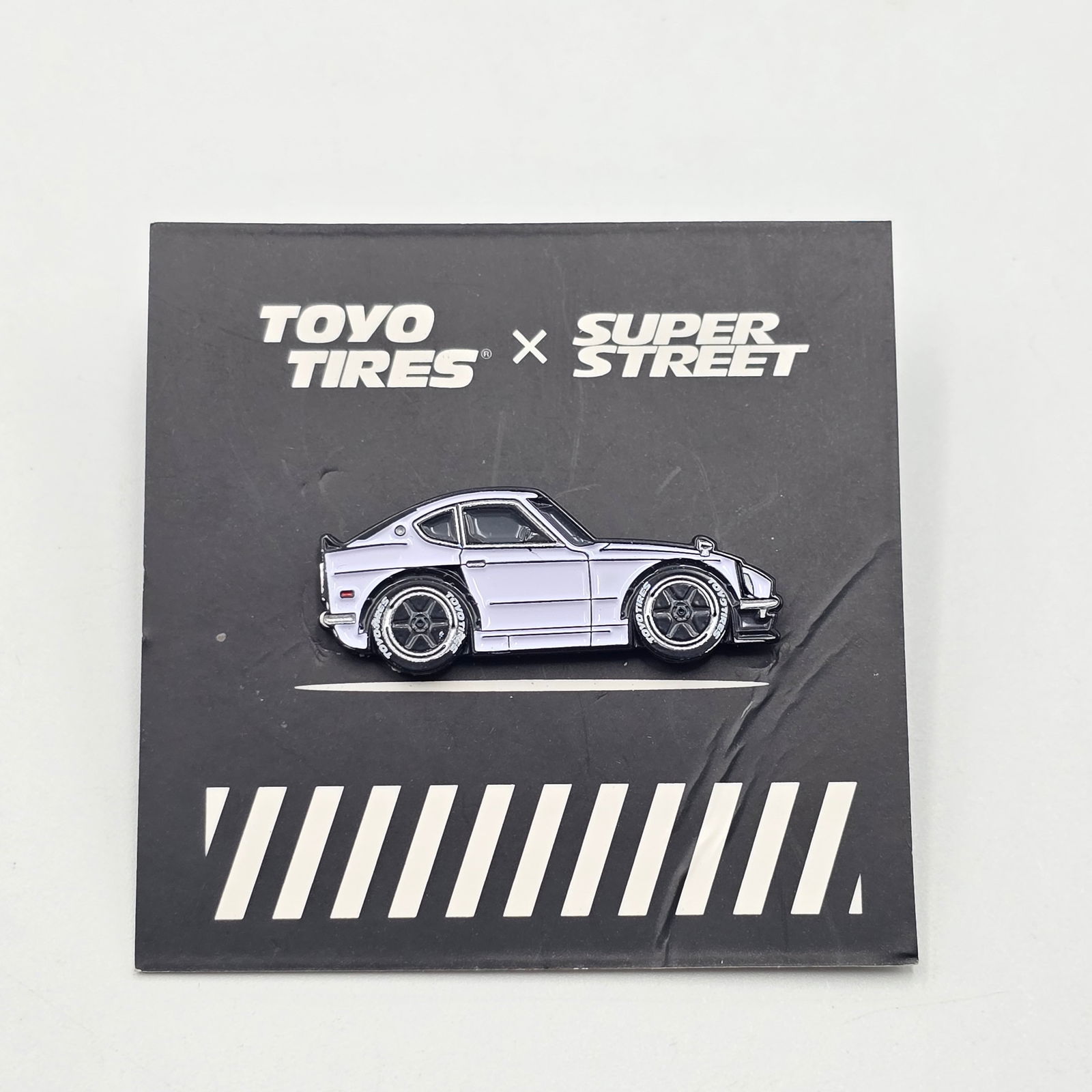 Leen Customs Datsun 240Z pin (1 of 4)