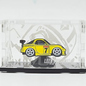 Leen Customs Mazda RX-7 Pin