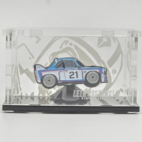 Leen Customs KUWTB BMW Pin