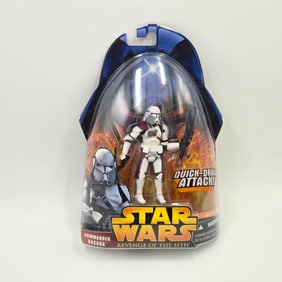 Star Wars Revenge of the Sith - Commander Bacara action figure. Figure is excellent in a very good,