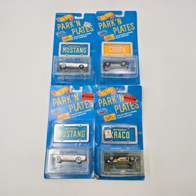 Hot Wheels Park N plates lot of 4