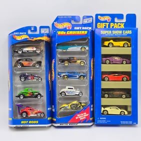 Hot Wheels 5 Car Gift Pack lot of 3