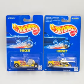 Hot Wheels Blue Card Mercedes Unimog Pair