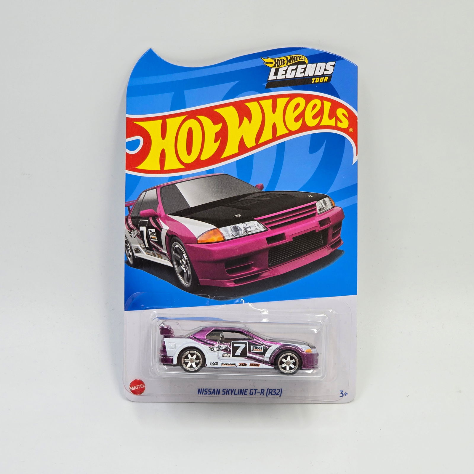 Hot Wheels Nissan Skyline GTR (1 of 6)