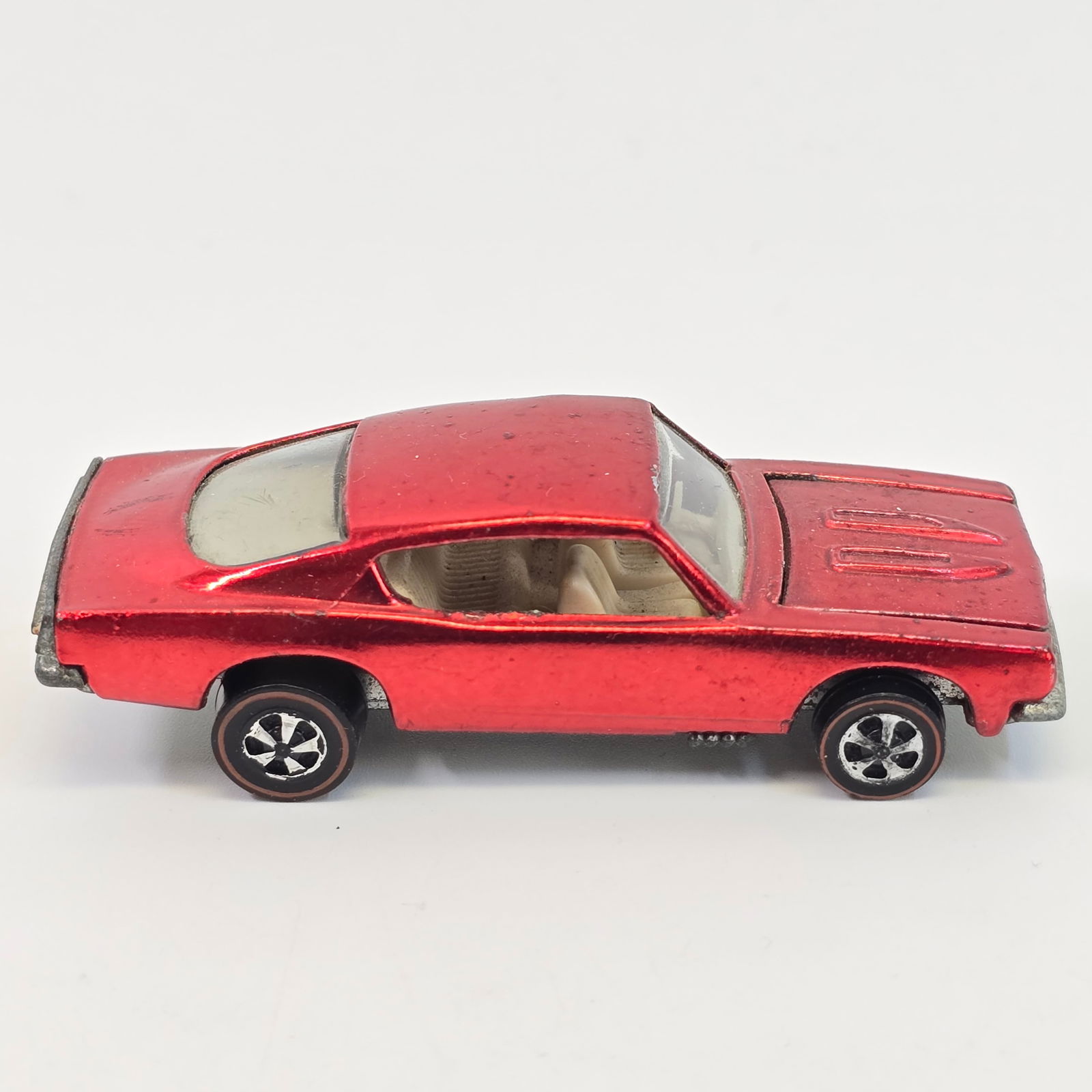 Hot Wheels Redline Custom Barracuda (1 of 7)