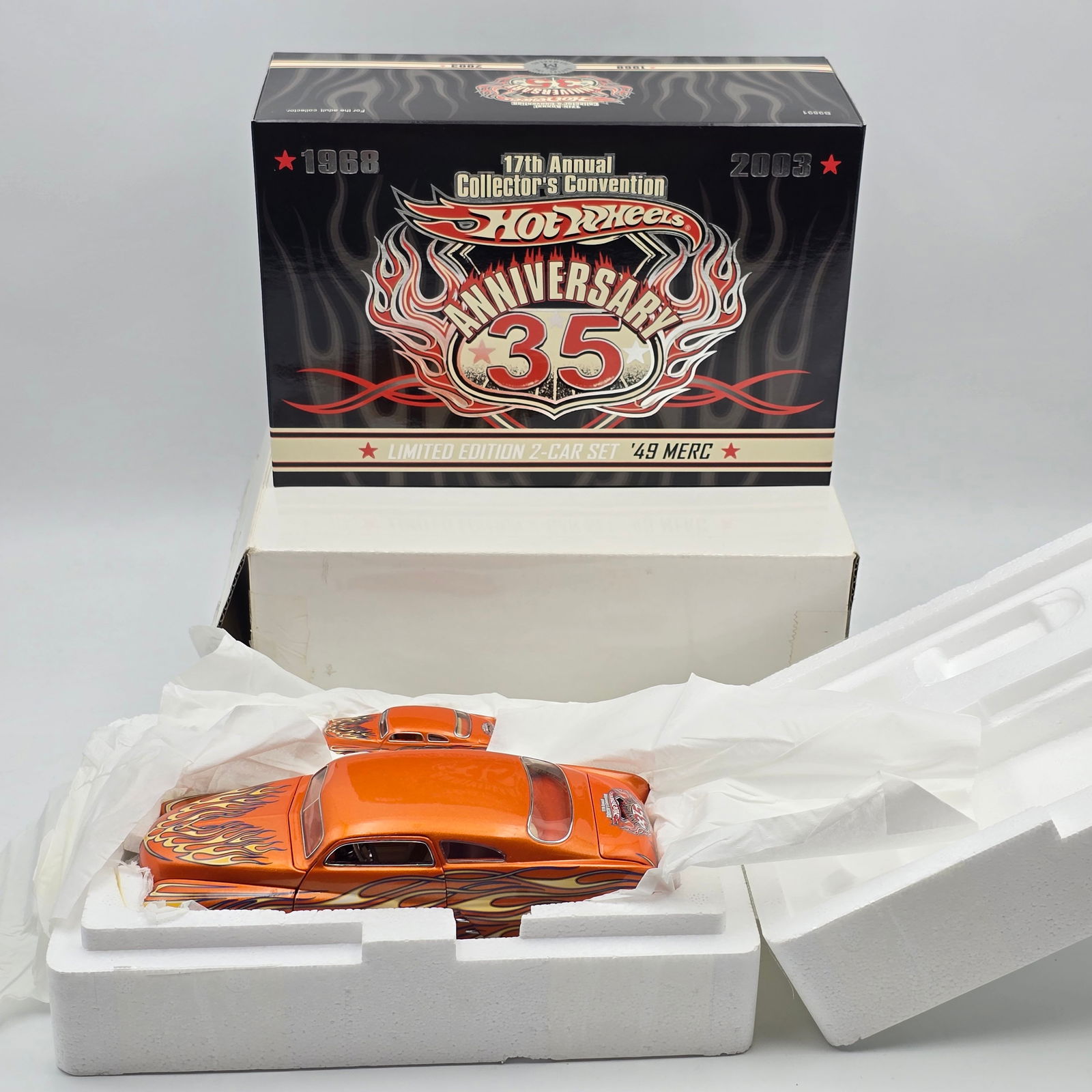 Hot Wheels 35th Ann Merc Boxed Set: Hot Wheels 17th Annual Convention RLC 35th Anniversary '49 Merc 2 car Set - LE 2945/3000 Cars appear excellent with no issues of note Includes original packing, outer box is in good condition, appears