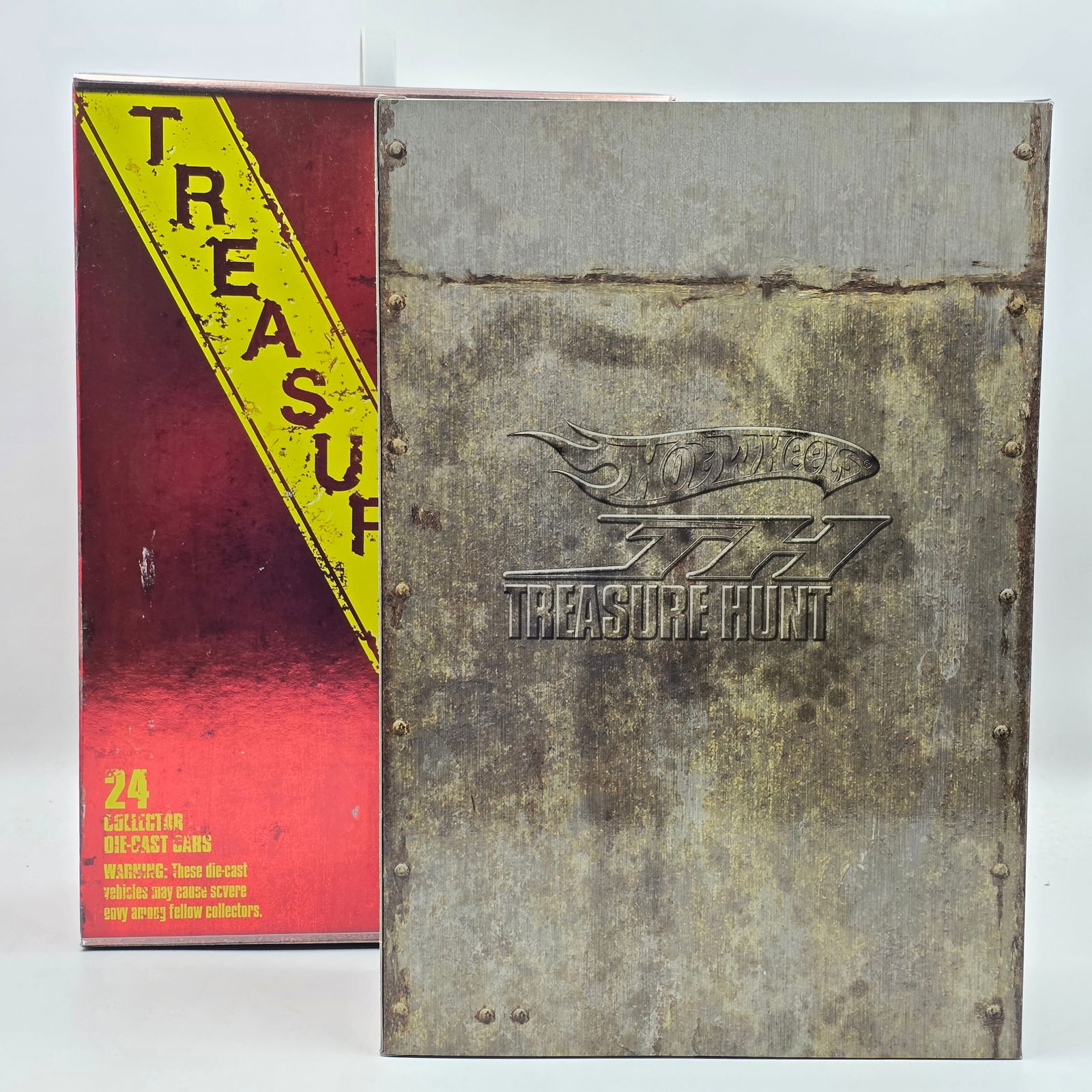 Hot Wheels 2010 STH Set: Hot Wheels 2010 Super Treasure Hunt 24 Car set - set is actually all 12 Regular and Super Treasure Hunts - LE 1753/2000 All cars appear excellent with no issues of note, the tape has come undone in sp