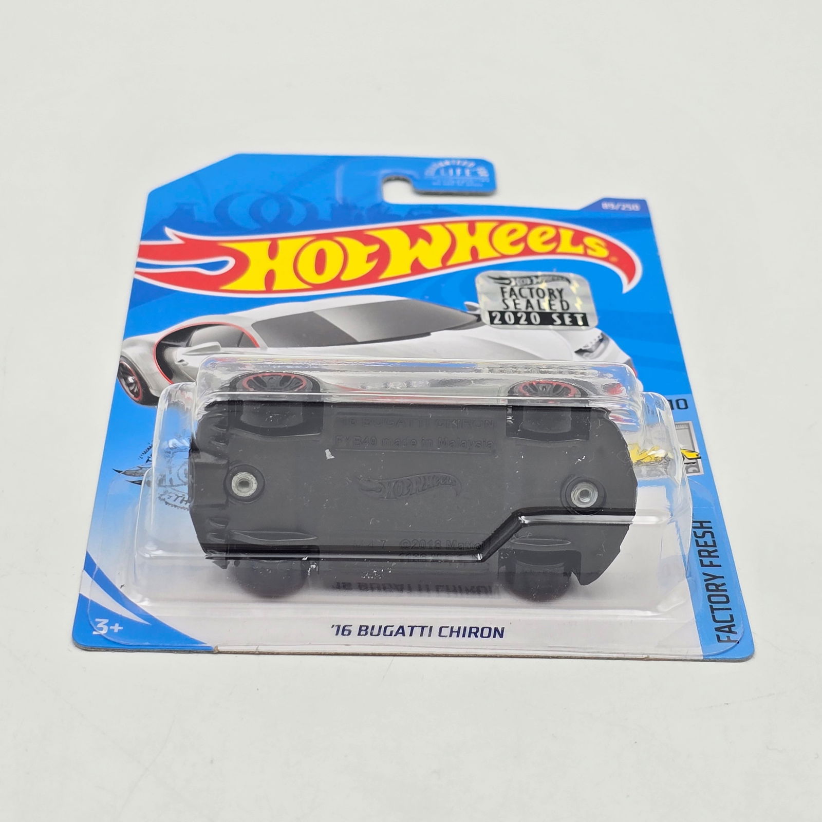 Hot Wheels Zamac Bugatti - 2